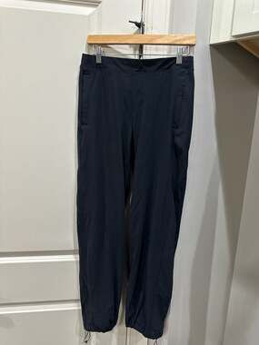 Lululemon Lab Perforated Run Pants with Reflective Trim Black